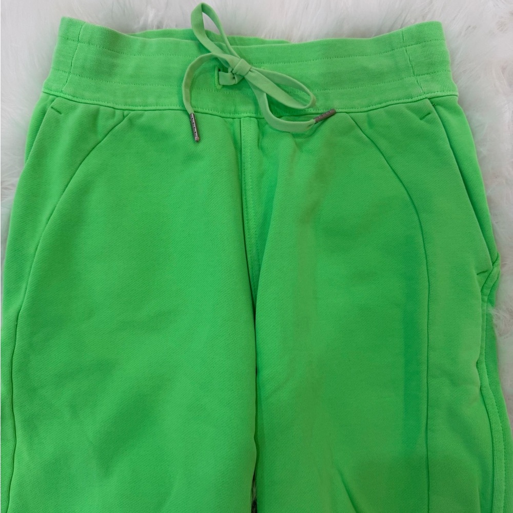 Lululemon Scuba crop jogger - Picture 3 of 7